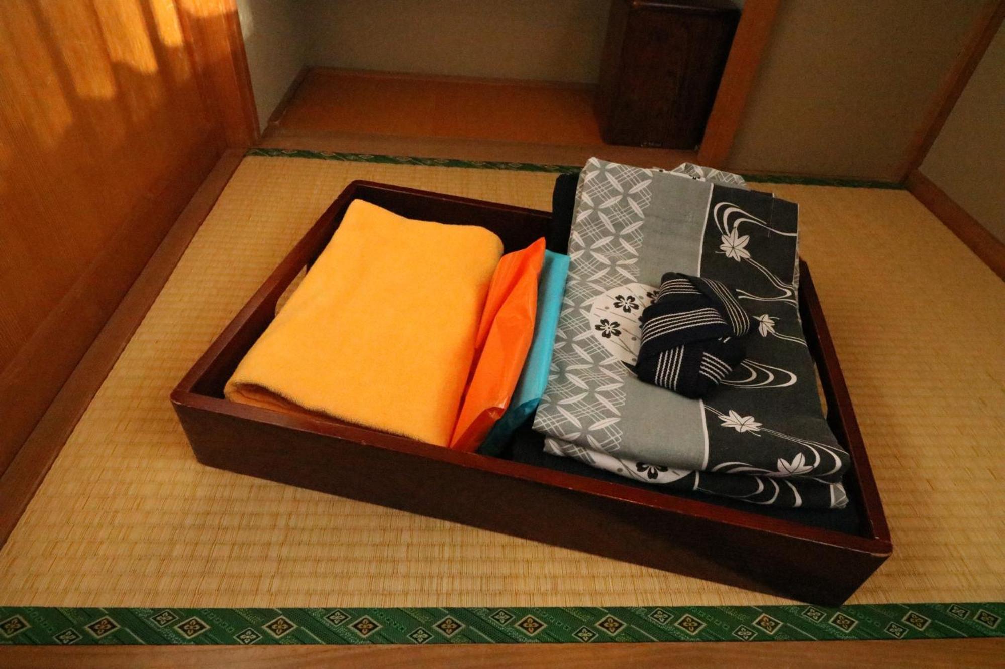 Wakamizusou Hotel Fujikawaguchiko Buitenkant foto