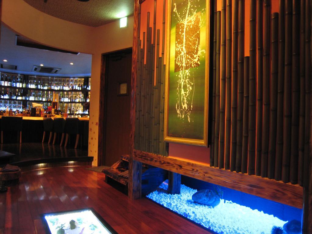 Wakamizusou Hotel Fujikawaguchiko Buitenkant foto
