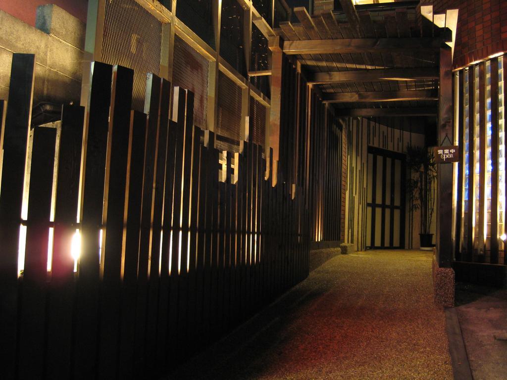 Wakamizusou Hotel Fujikawaguchiko Buitenkant foto